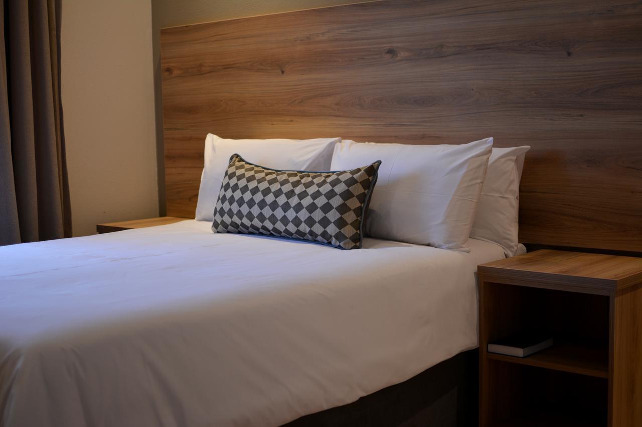 Regal Inn Hotel Midrand Eksteriør bilde